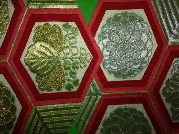 振袖帯をひな人形