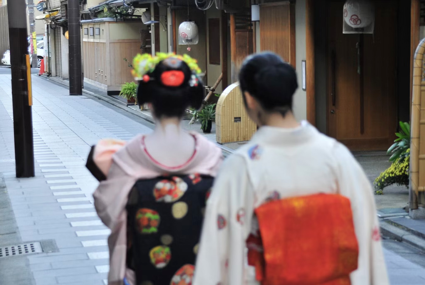 だらり帯や京都の舞妓の歴史について解説します - 奈良県王寺駅南口徒歩1分の着物メンテナンス専門店 一守匠堂